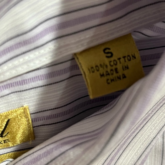 Roundtree and Yorkee short sleeved button up shirt purple striped size small - Picture 4 of 6